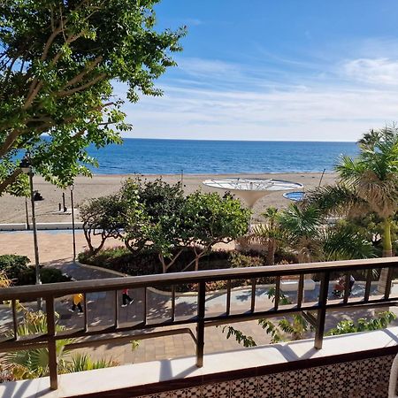 Estepona Playa Exterior photo