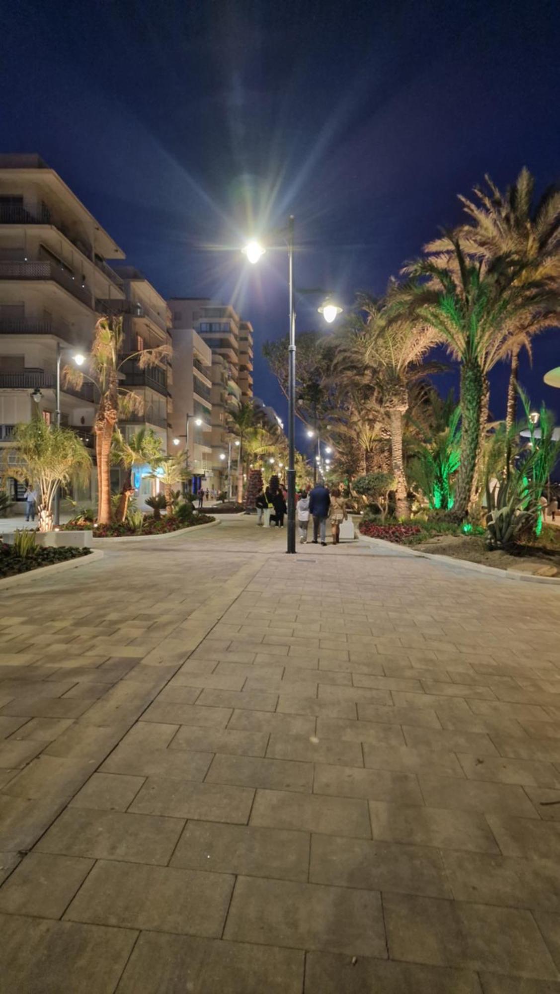 Estepona Playa Exterior photo